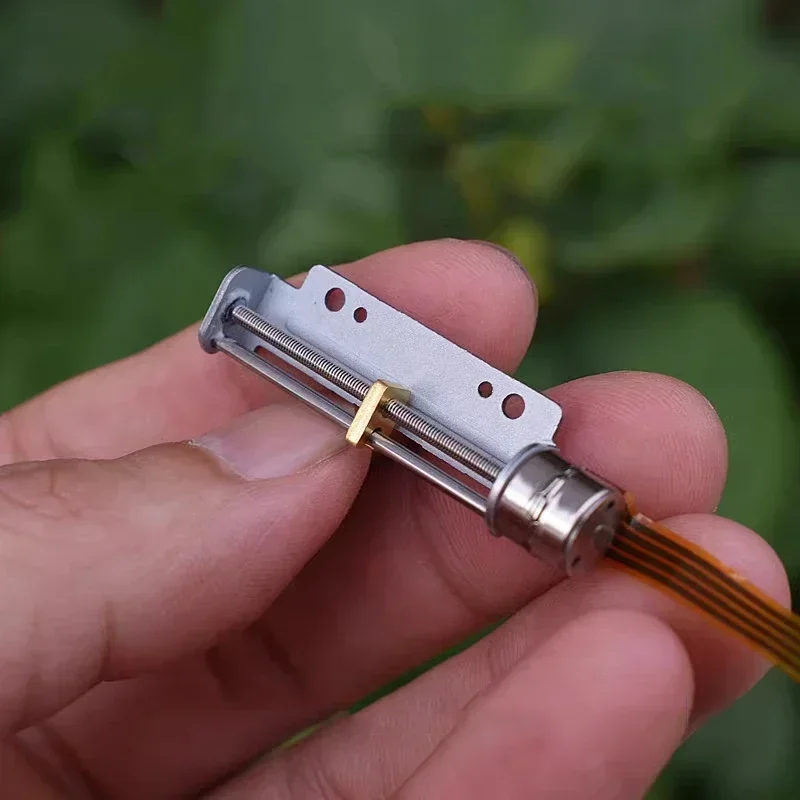 Mini Tiny 8mm 2-Phase 4-Wire L - огляд і ціна Lead Screw 8Mm
